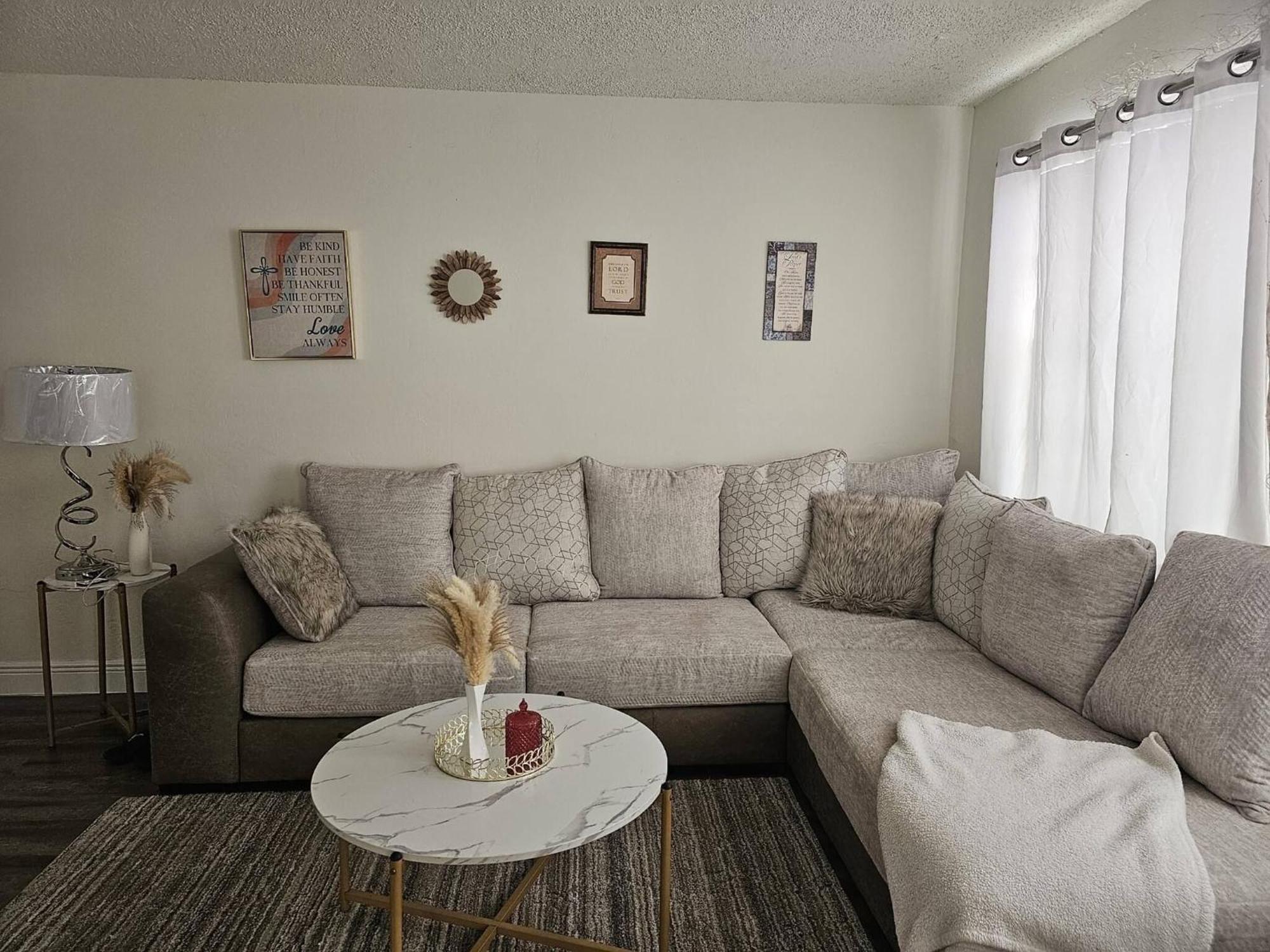 Room In Apartment - The Sample Rd Retreats Pompano Beach Exterior foto